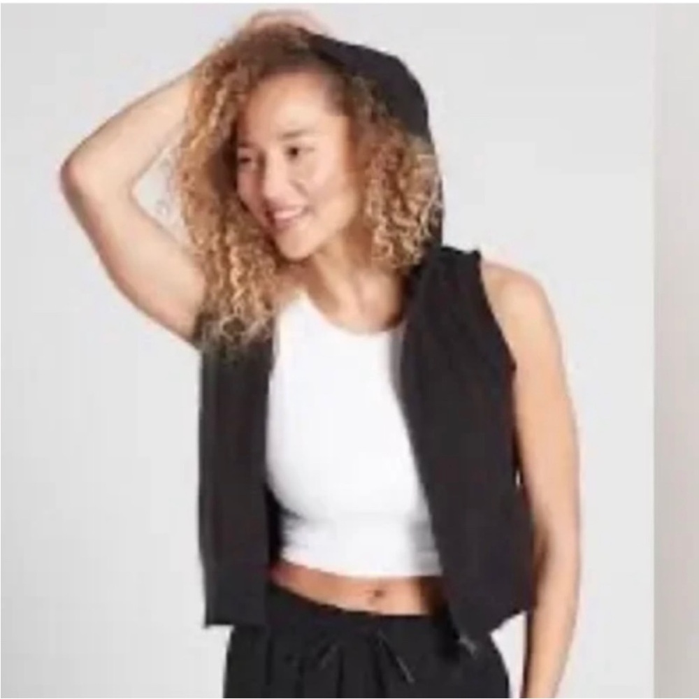 Athleta Black Sleeveless Hoodie Vest for Women Sweatshirt Cropped